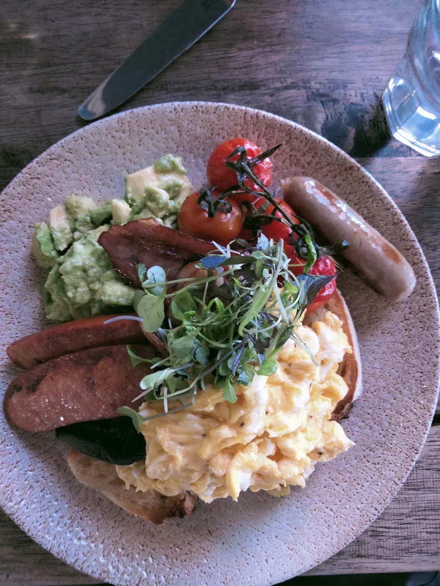 Big Breakfast, motherduck