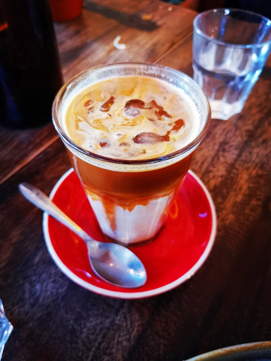 Iced Latte, motherduck