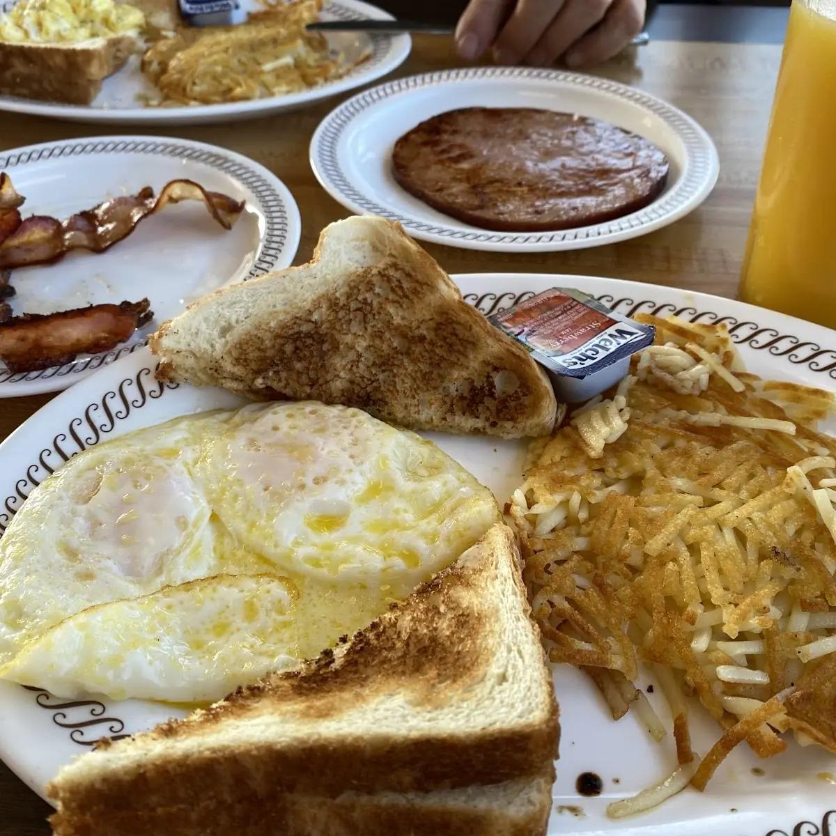 Egg Cheese Sandwich Hunts 57 on Hashbrowns