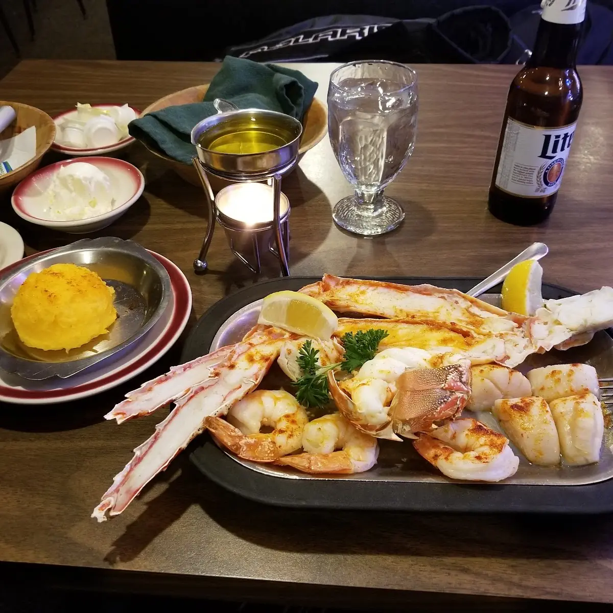 Broiled Seafood Platter