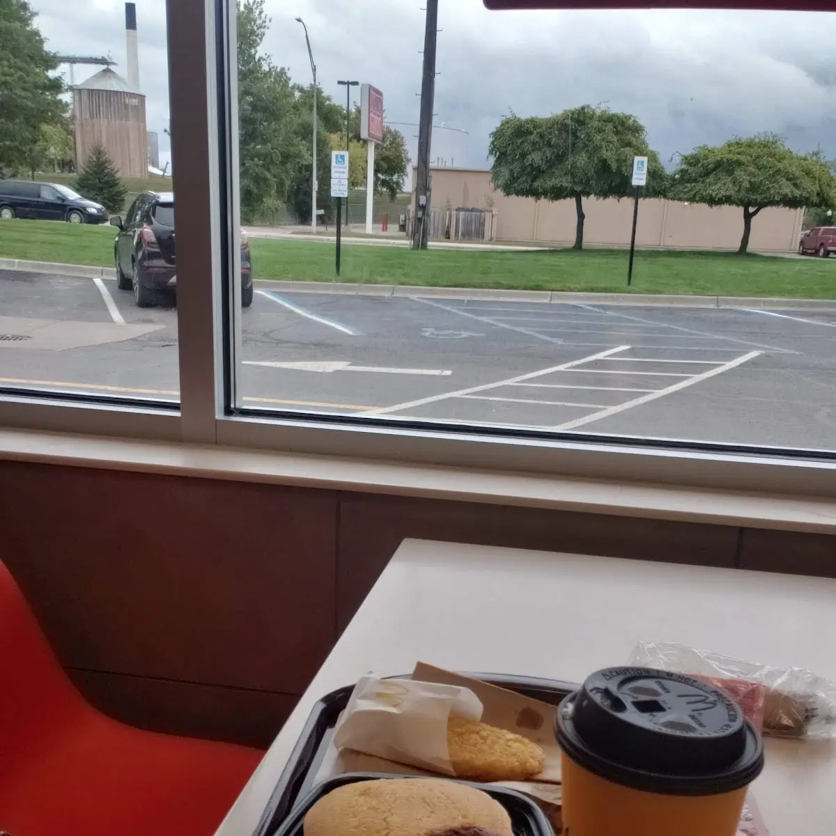 Big Breakfast with Hotcakes