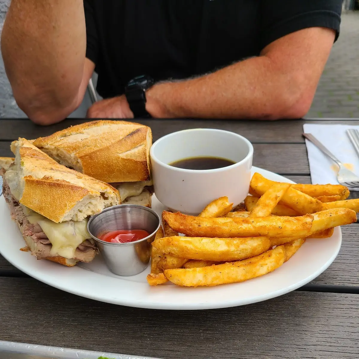 Roast Beef Grinder