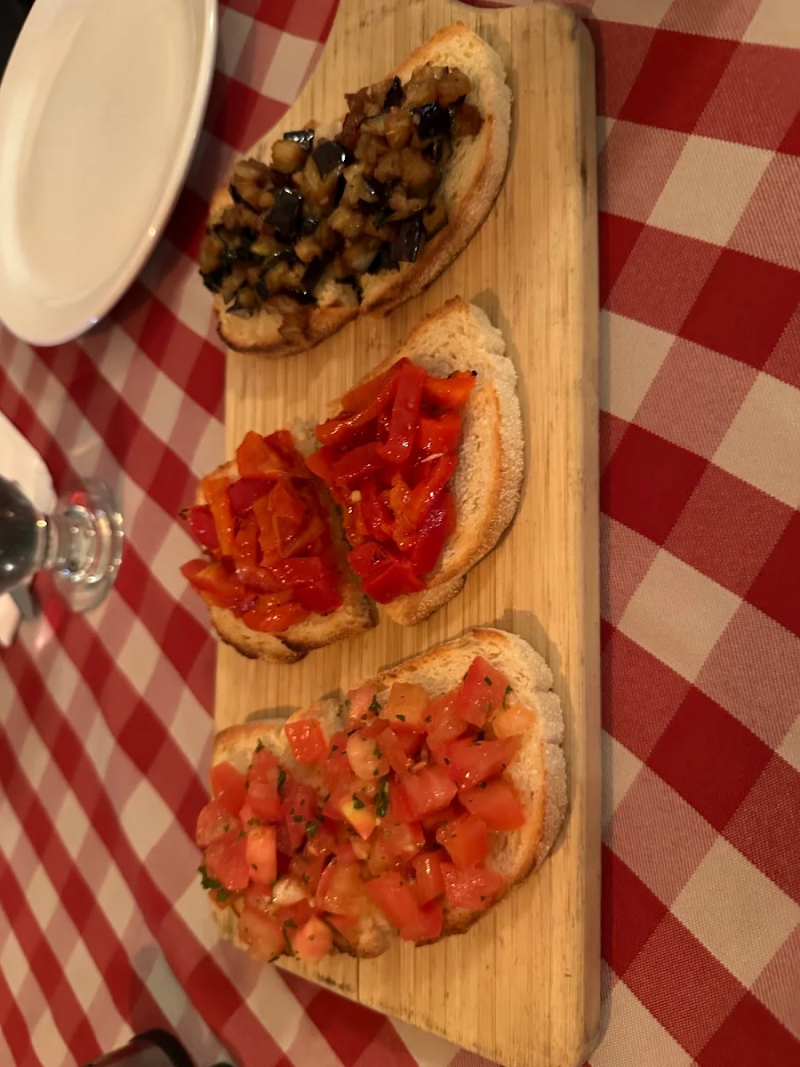 Bruschetta Trio – Bruschetta Selection