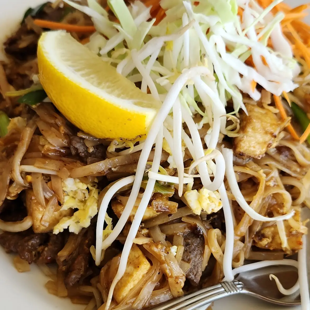 Spicy Beef Pad Thai, Thai-Isaan Cuisine and Café