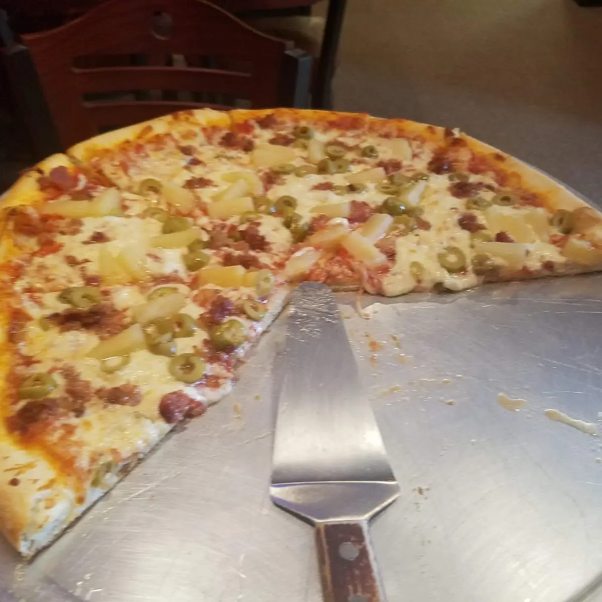 Pineapple Bacon Olive Pizza