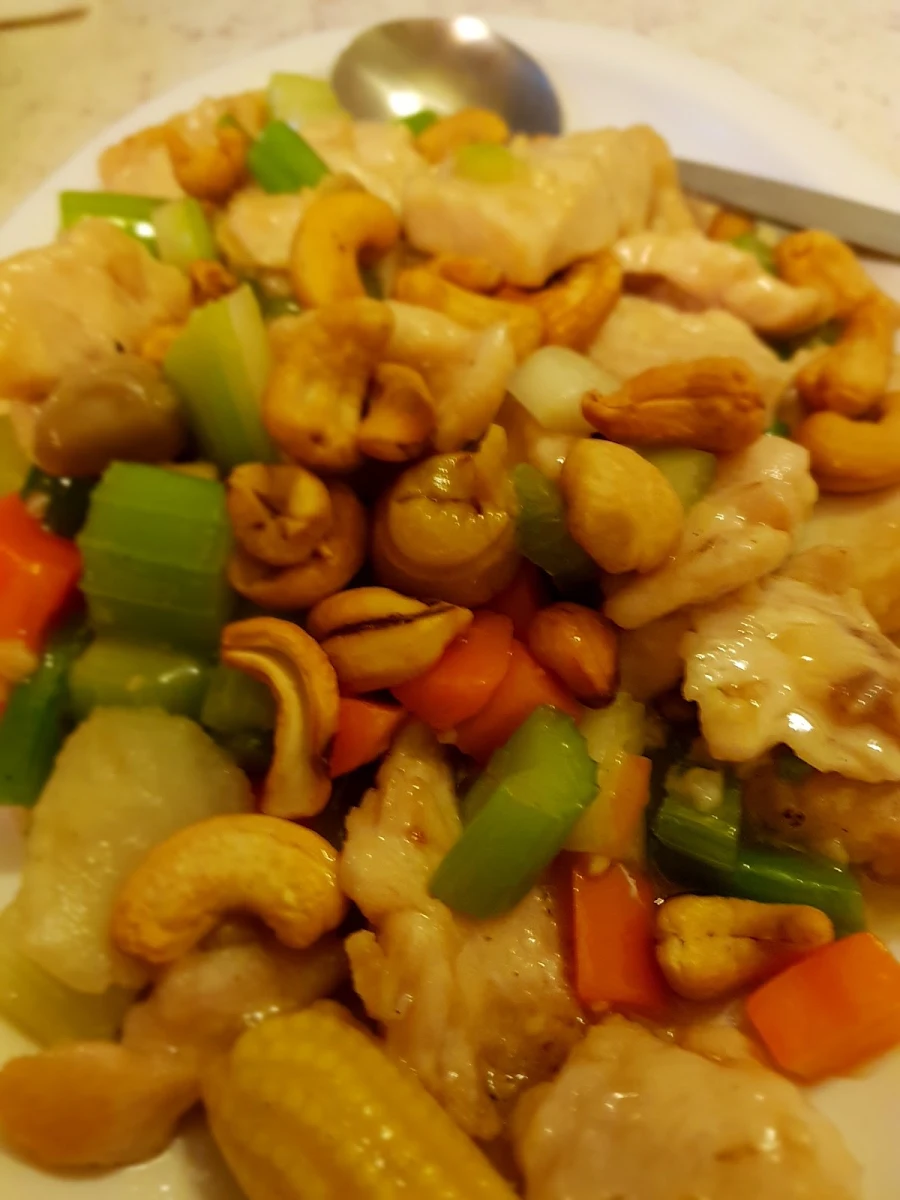 Chicken Cashew Nut, Sun Hing