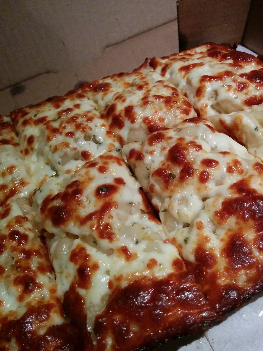 Deep Dish Garlic Bread