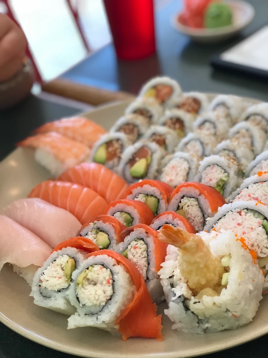 SS Combo Sushi and Sashimi