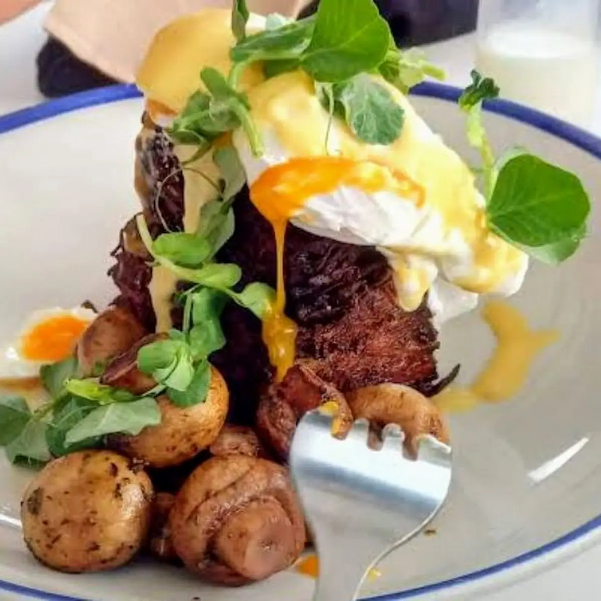 Eggs Benedict