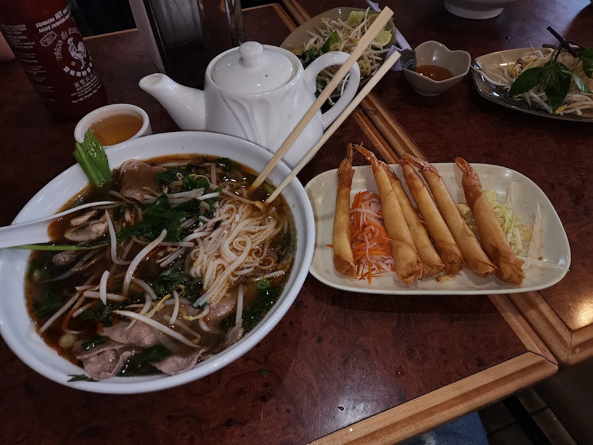 Satay Huose Special Beef Rice Noodle Soup