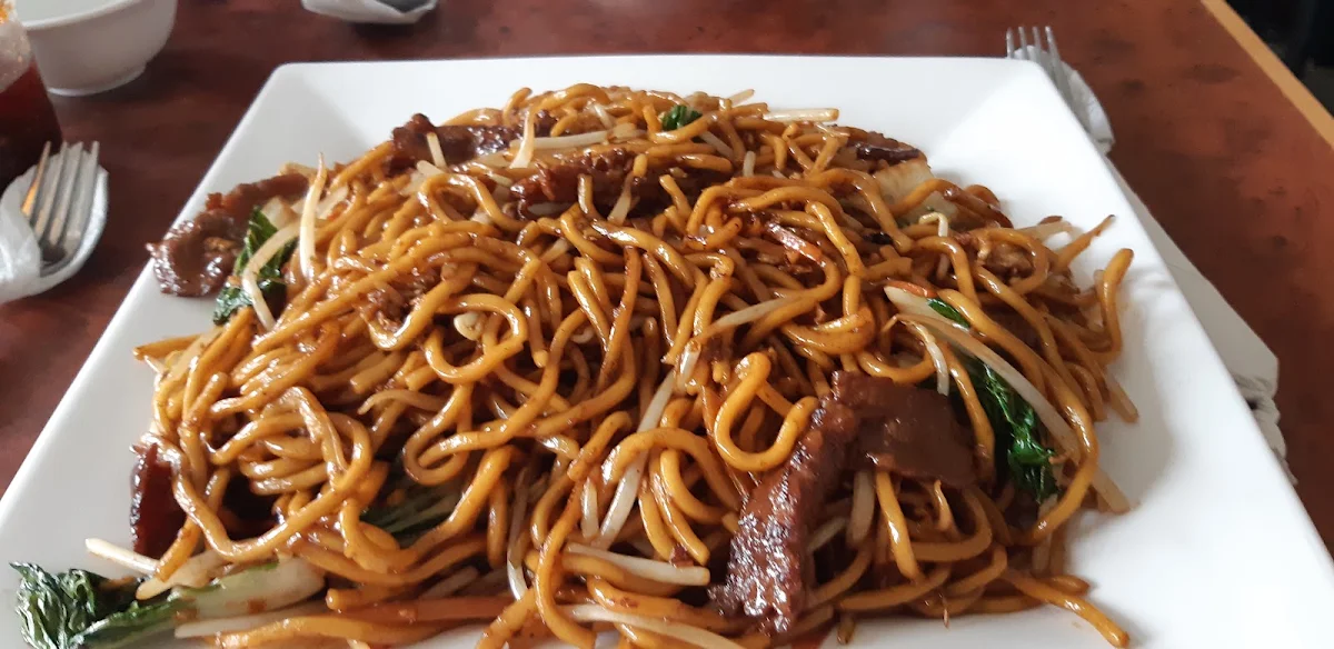 Shanghai Noodles with Beef