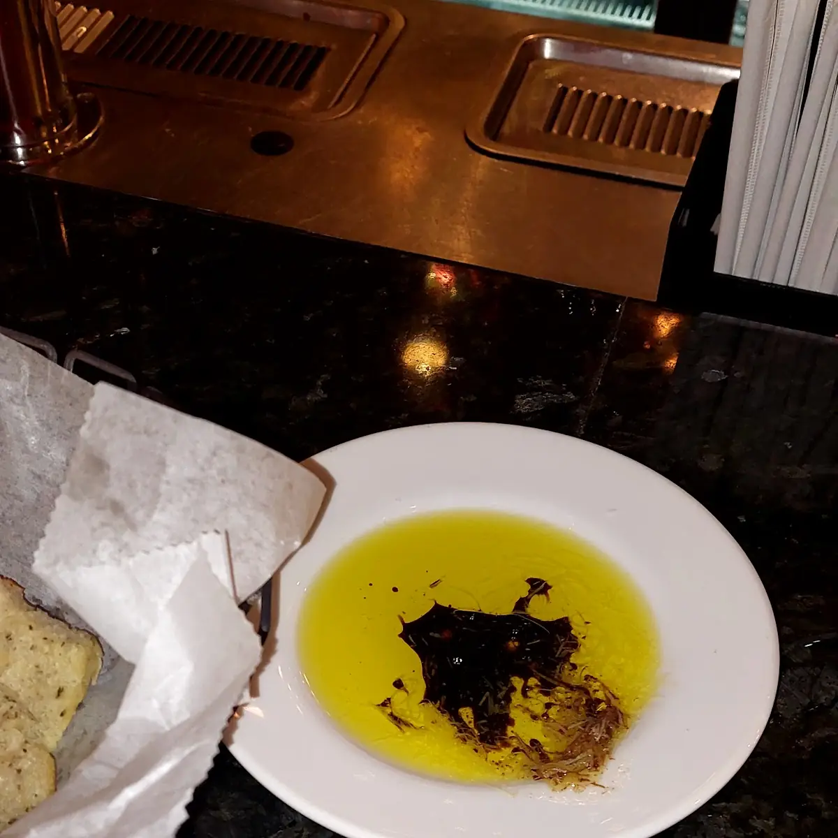 Olive Oil & Balsamic Vinegar with Italian Bread