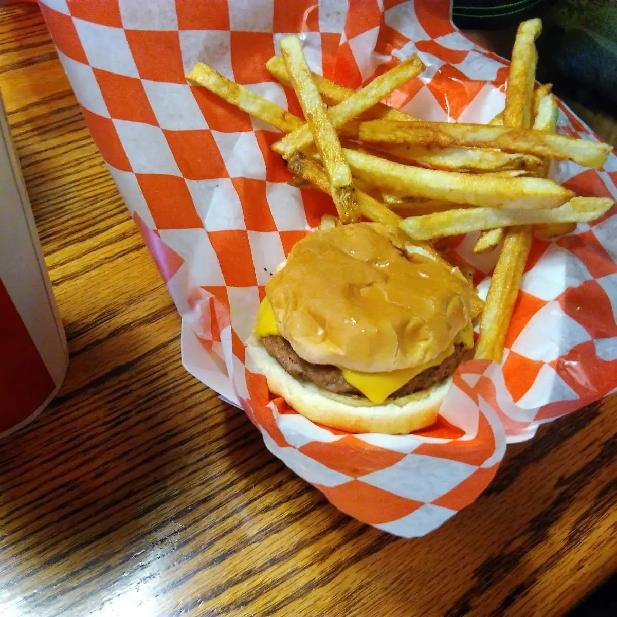Kids Meal Cheeseburger