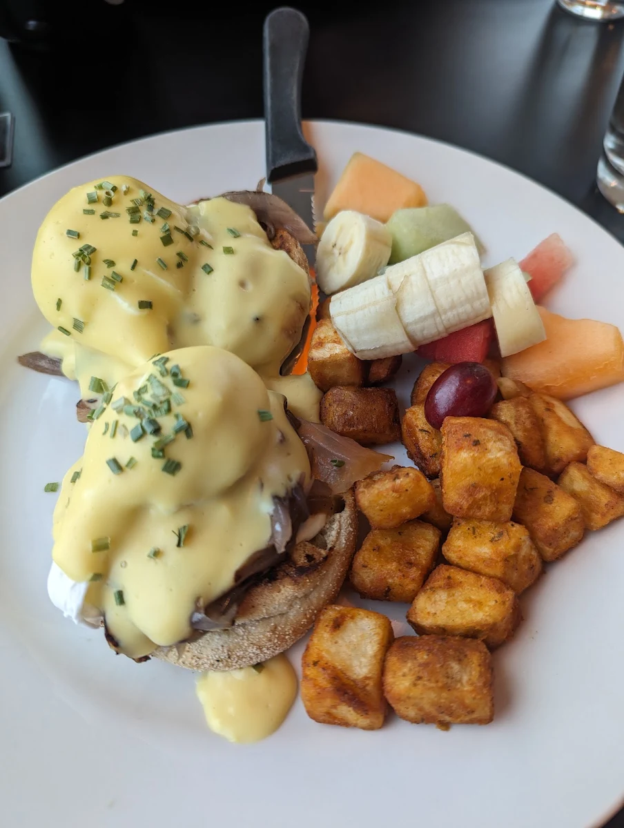 Eggs Benedict Salmon Benedict