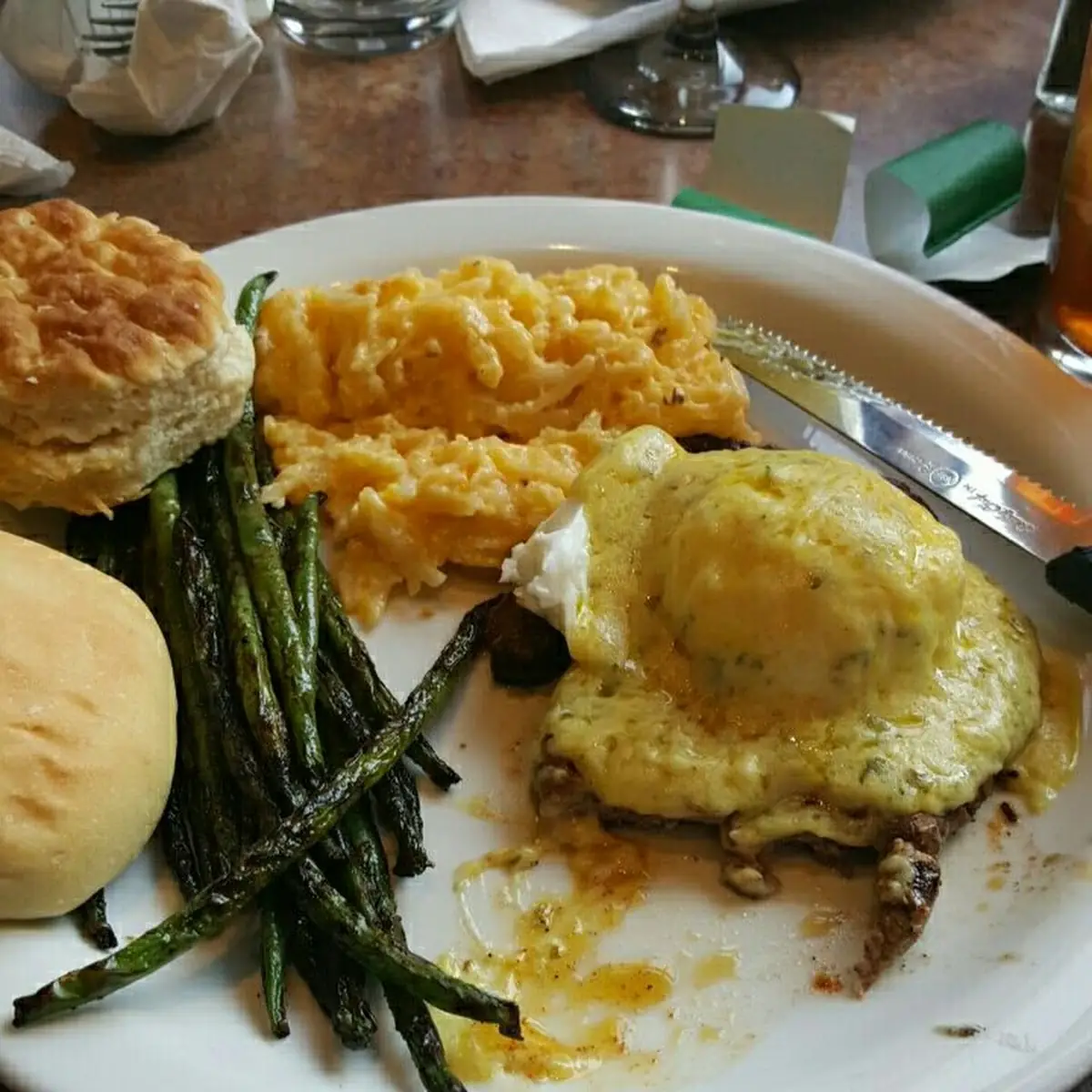 Eggs Benedict