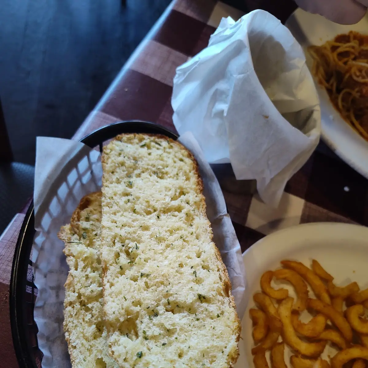 Hot Crispy Garlic Bread Supreme