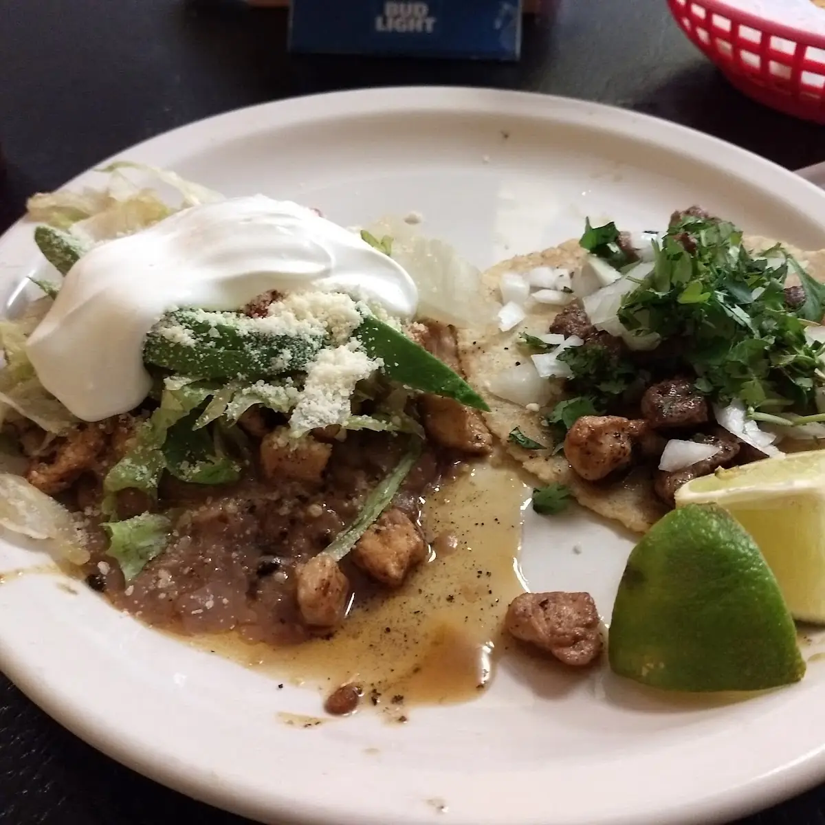 Pollo Sope and Asada Taco