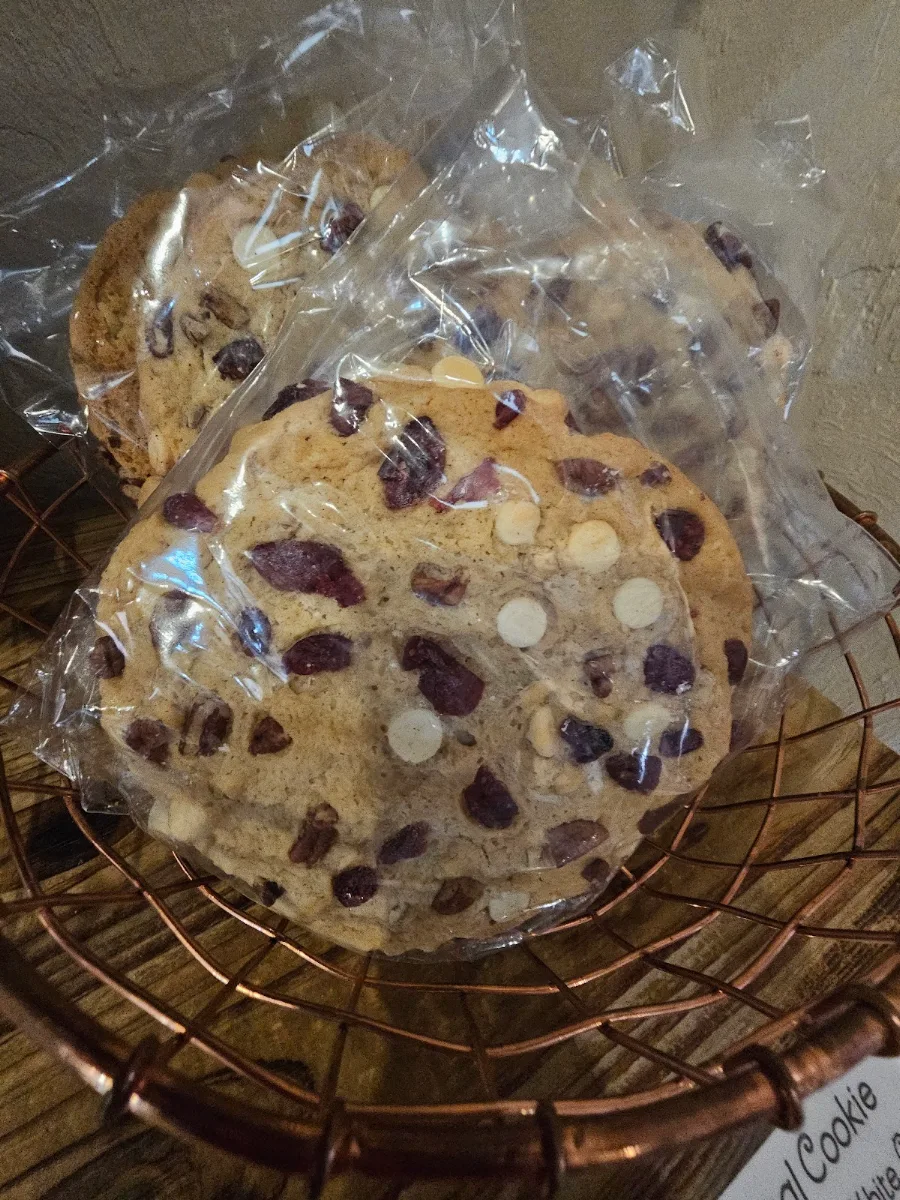 Chocolate Chip Cookie
