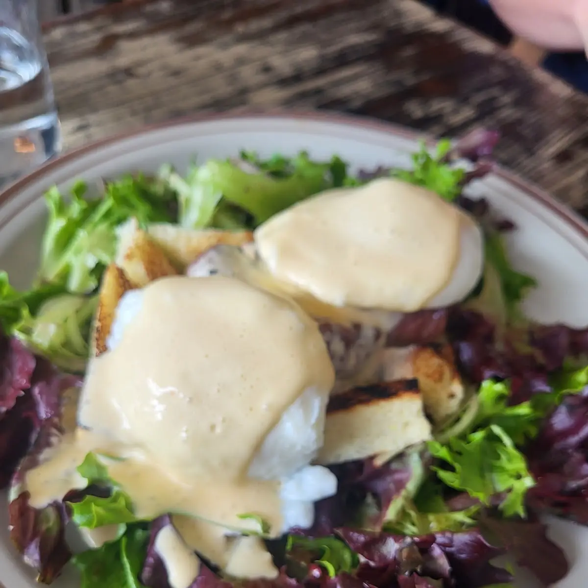 Eggs Benedict