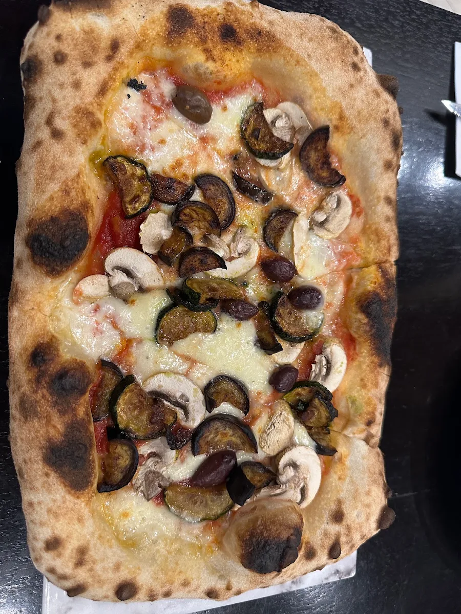 Vegetarian Pizza, Sherwal