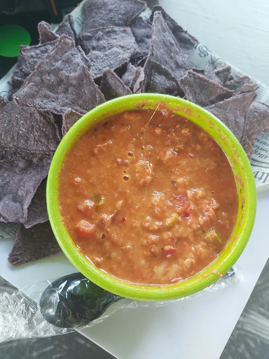 Queso Fundido Con Chorizo