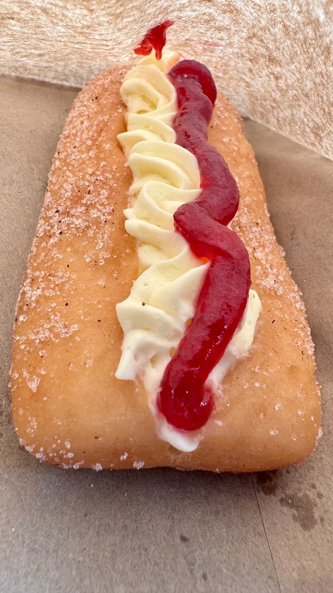 Long John Donut, Lizzys Country Bakehouse