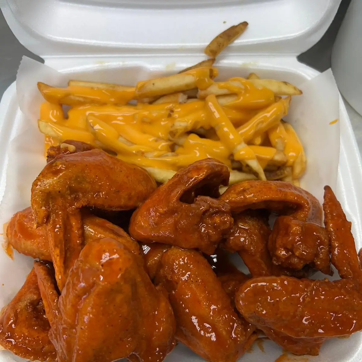 Boneless Chicken with Fries