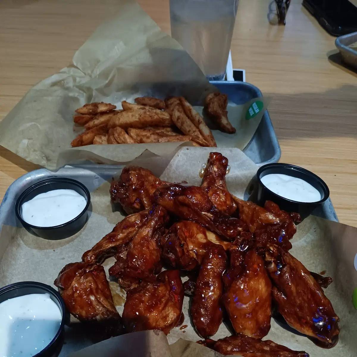 Chicken Wings w Asian Chili Sauce