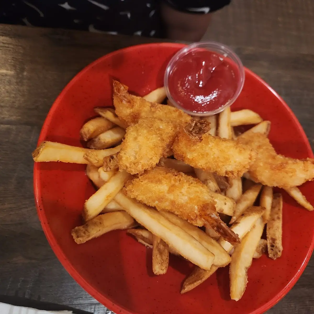 Butterfly Fried Shrimp & Fries