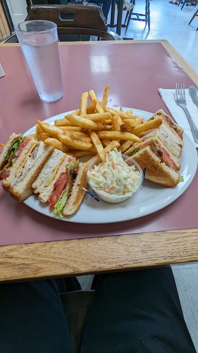 Deluxe Turkey Club Sandwich