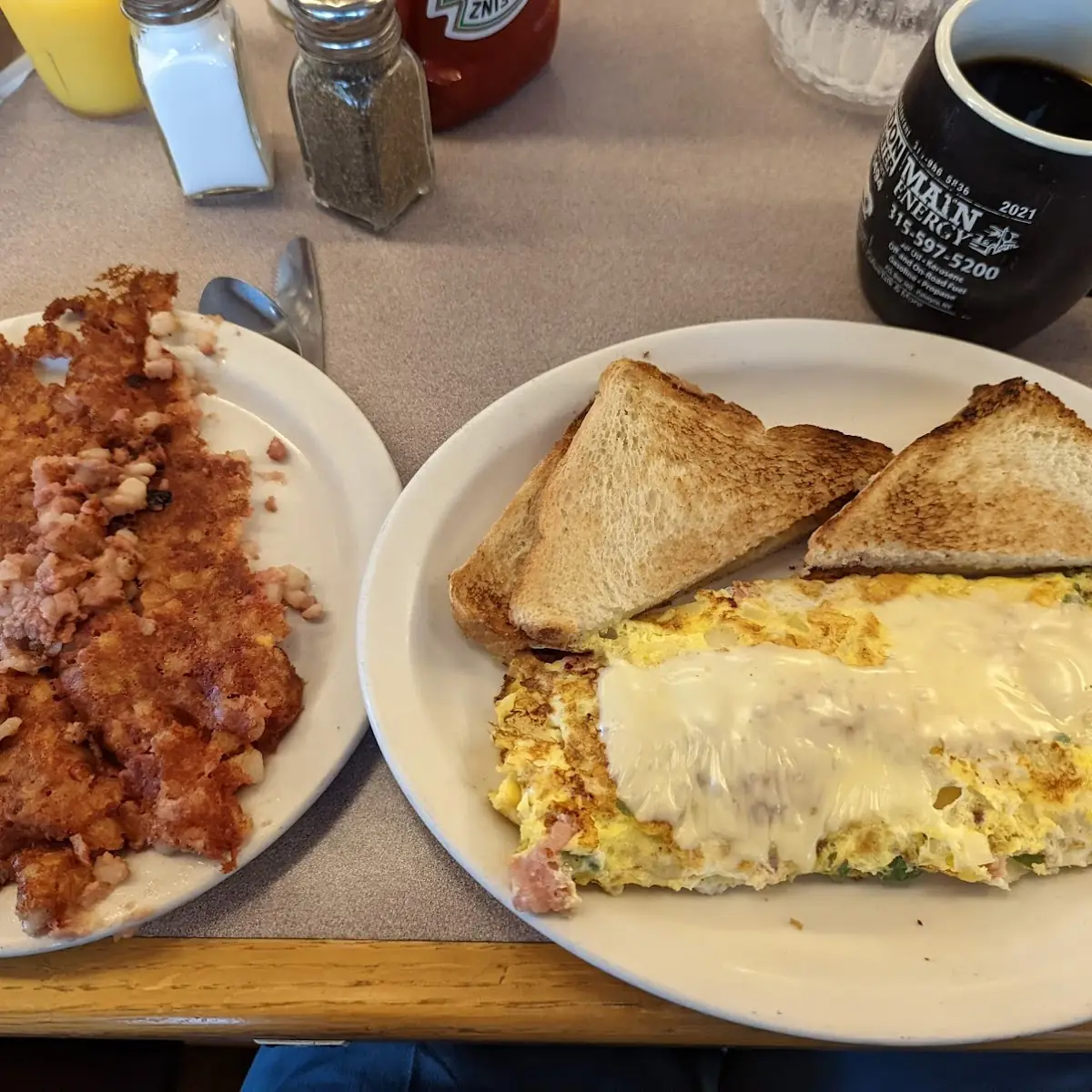 Corned Beef Hash and Western Omelette