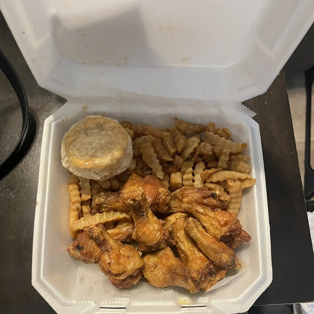 5pc Wings & 5 Shrimp Basket