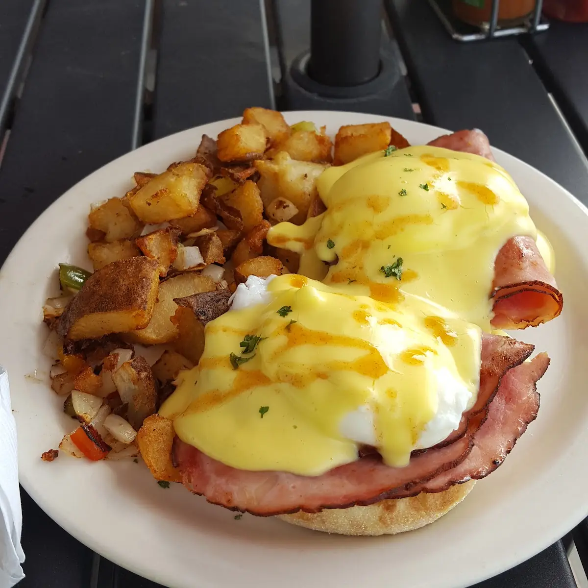 Eggs Benedict