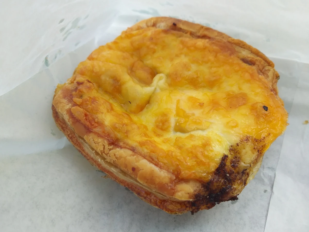 Highlights, Burnzie's Bakehouse