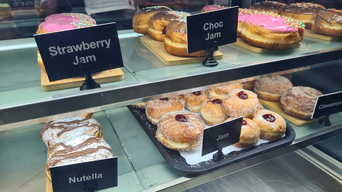 Highlights, Burnzie's Bakehouse