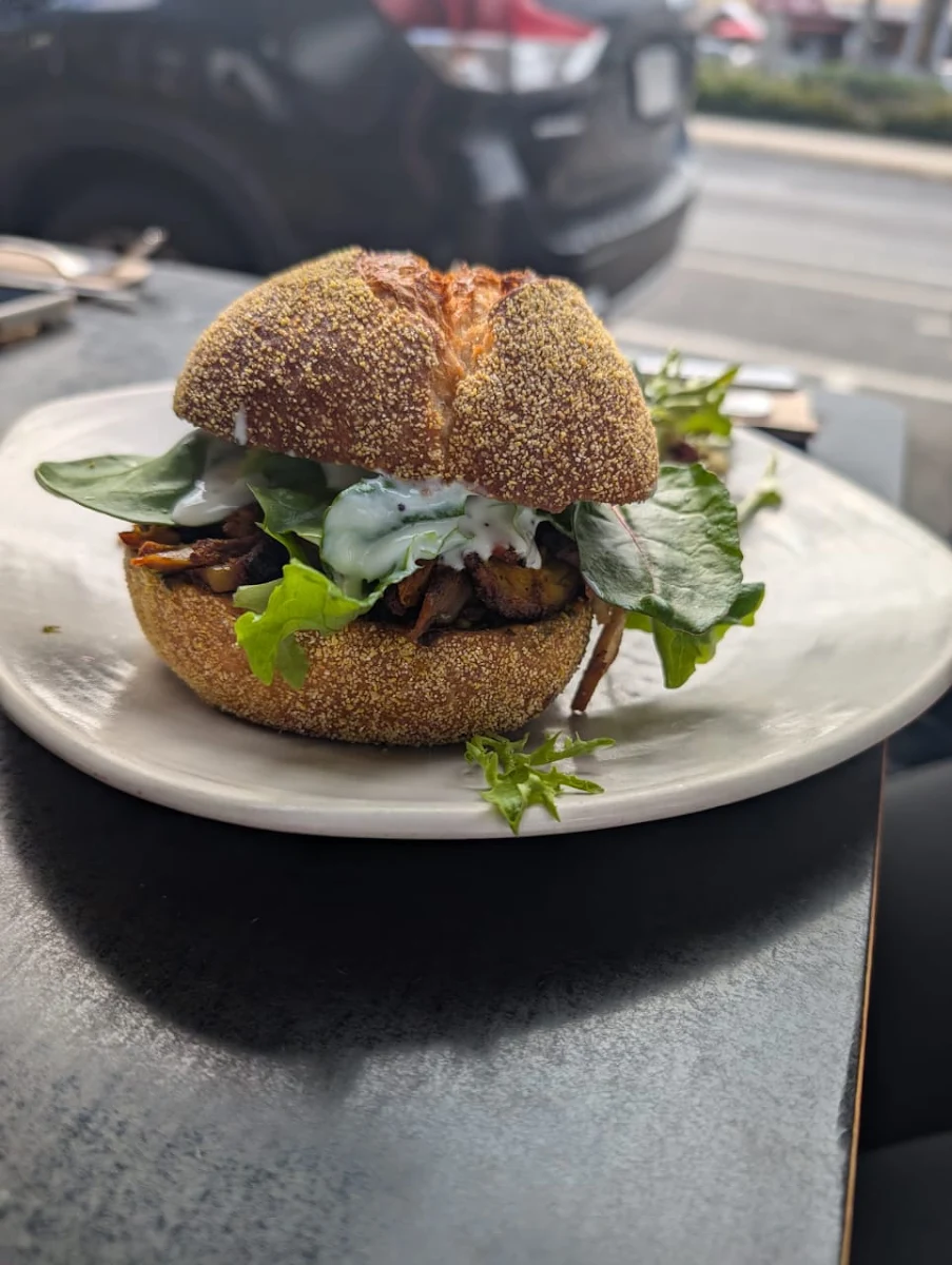 Spiced Chicken Burger, Cafe Chulo
