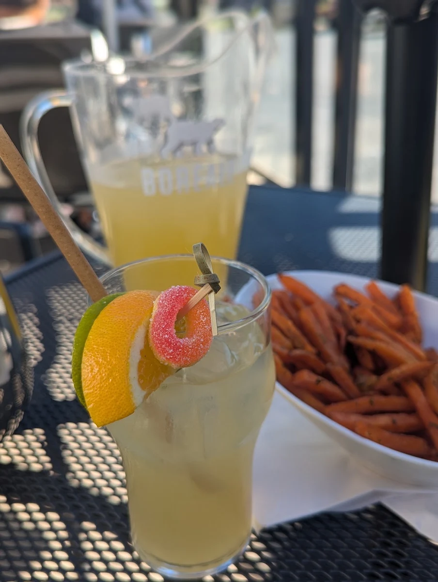 White Wine Sangria, La Croisée des Chemins
