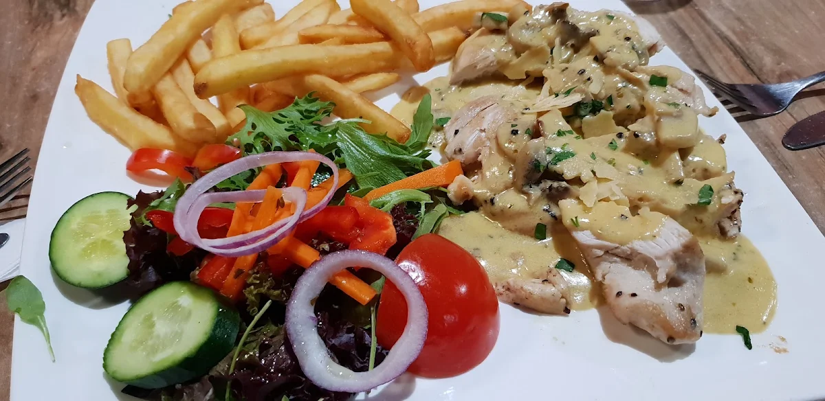 Chicken Alla Panna, Sforno Pizzeria Restaurant