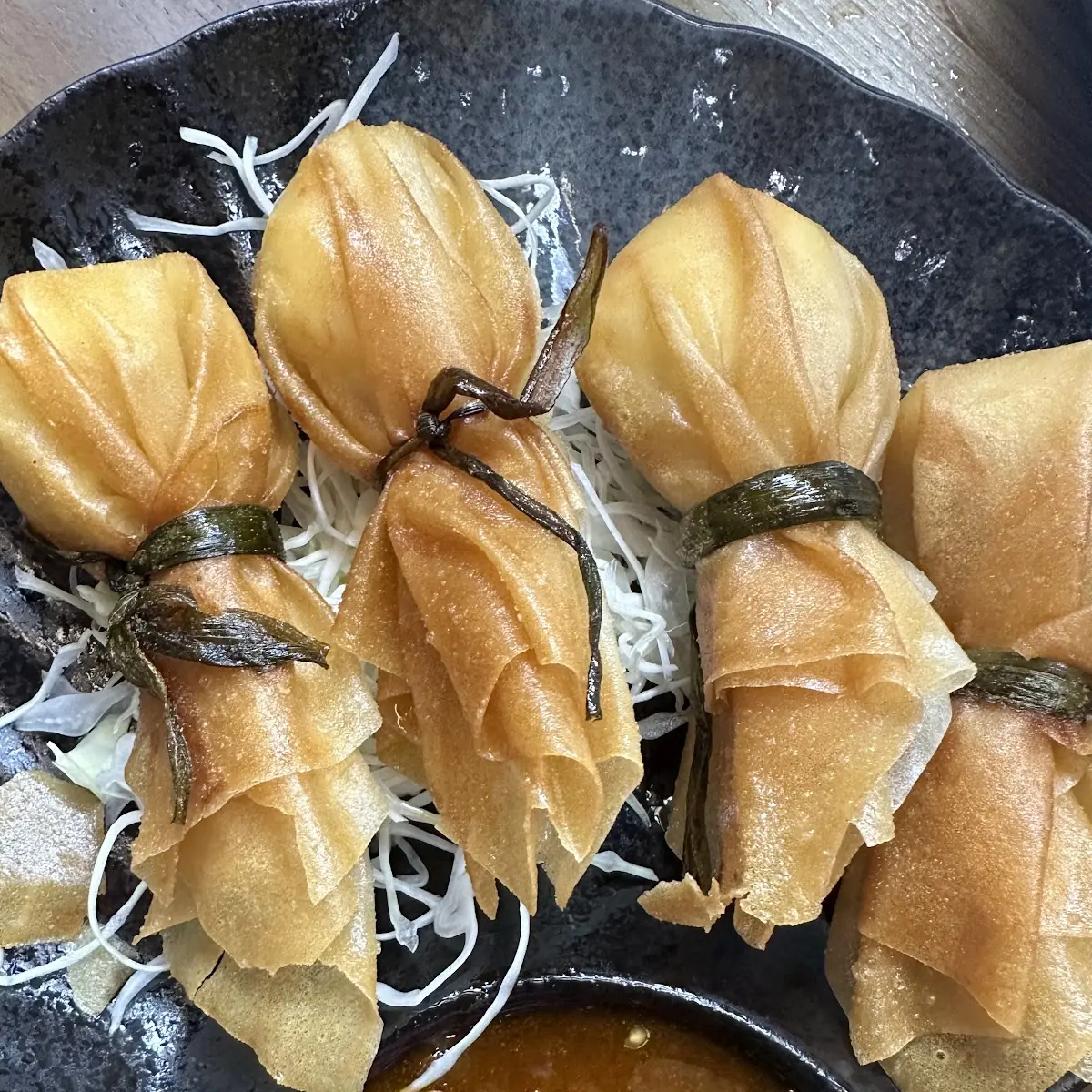 Crab Rangoon 4 Pieces