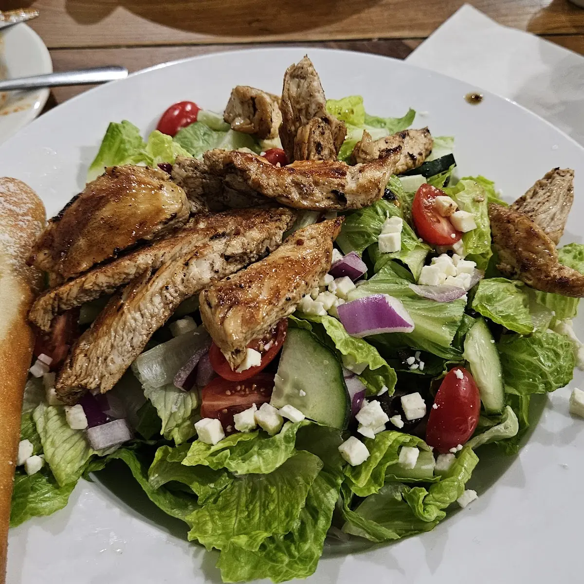 Greek Salad with Chicken