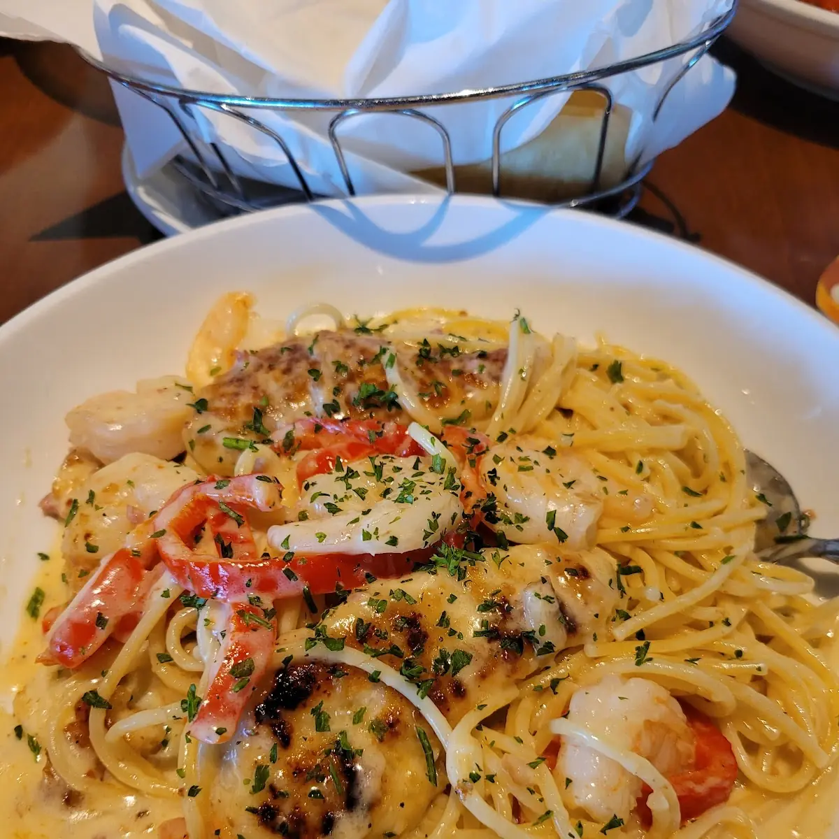 Carbonara Pasta with Shrimp