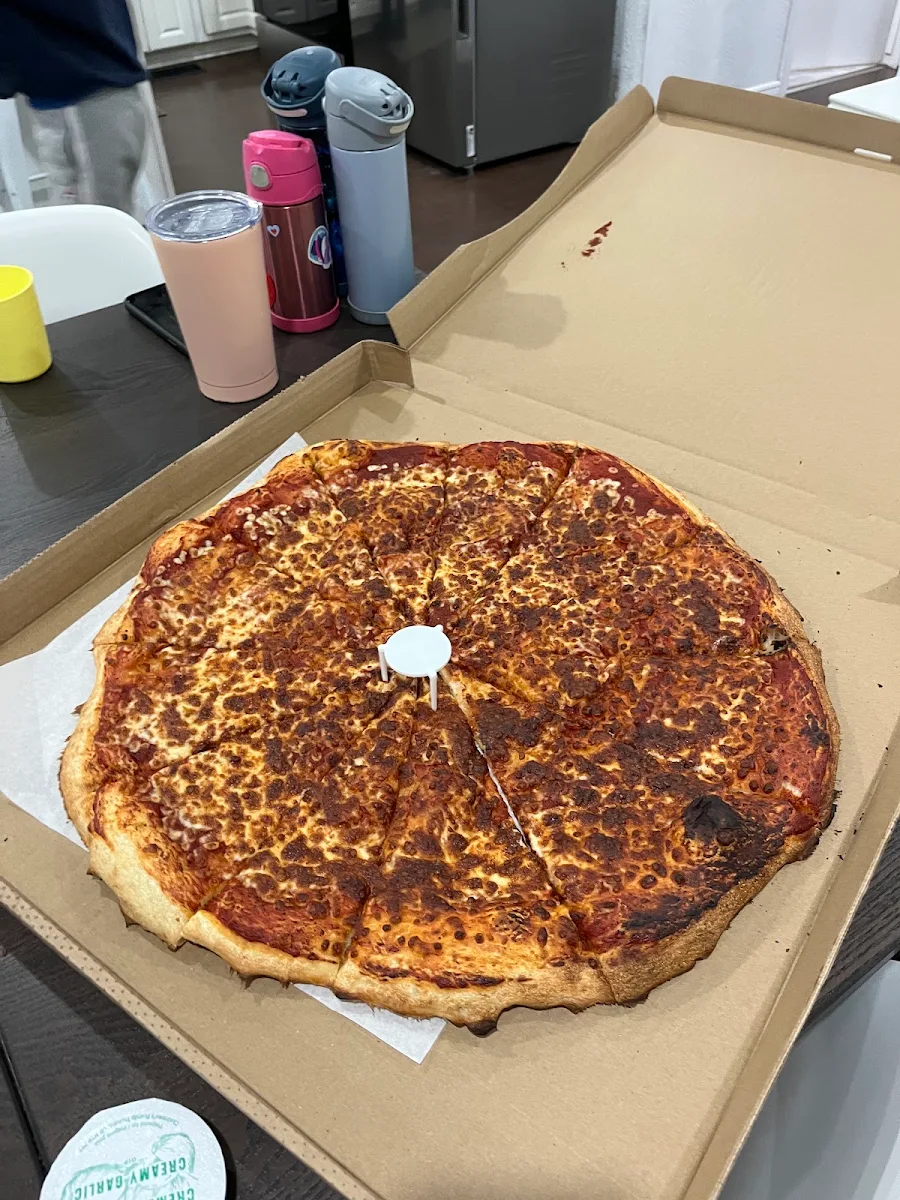 Cheese Pizza Burnt, New Orleans Pizza