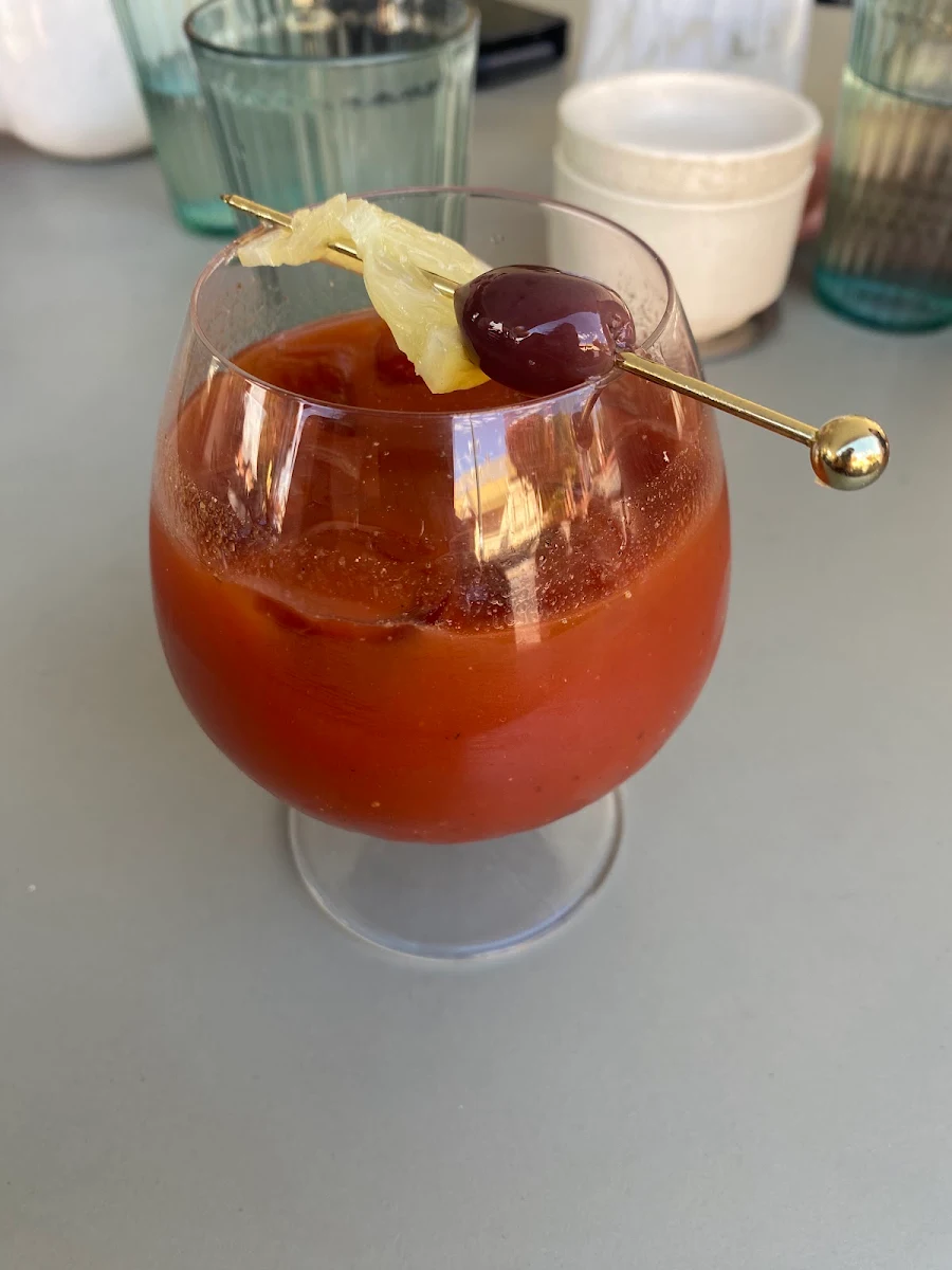 Bloody Mary, Emma & Ivy