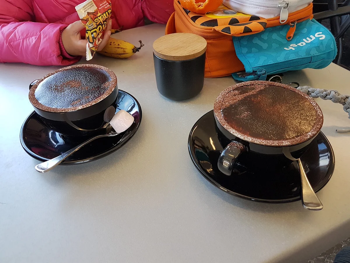 Hot Chocolate, Emma & Ivy