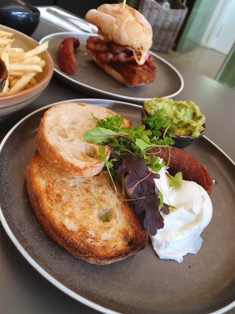 Sourdough Toast, Emma & Ivy