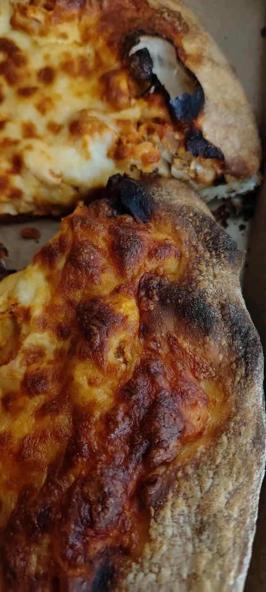 Ponzo Calzone, The Chicken Shack & Pizza Pi