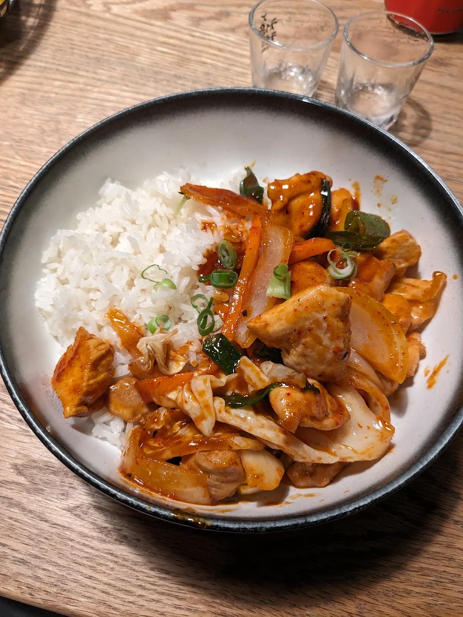 Dak Gal-Bi and Rice