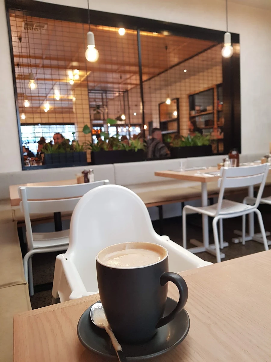 Coffee and Tea, Hutch & Co Cafe