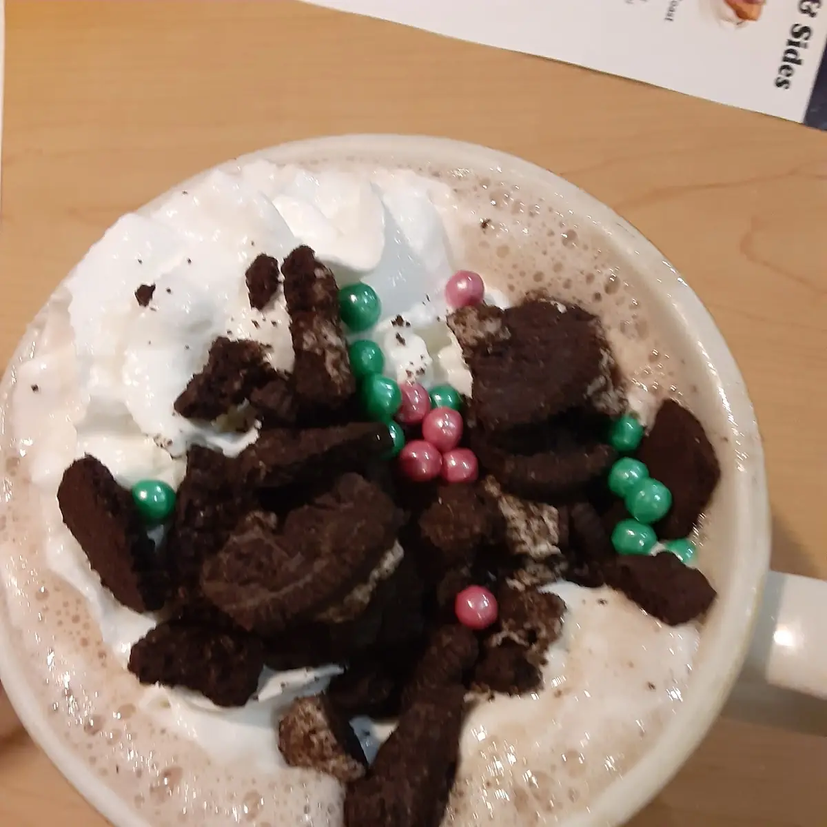 Cookies & Cream Hot Chocolate