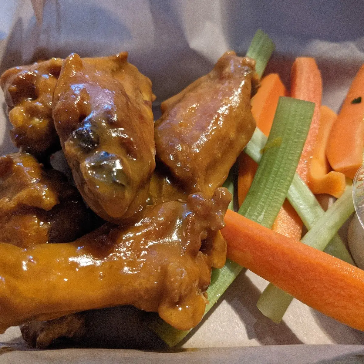 Wings with Carolina BBQ Sauce